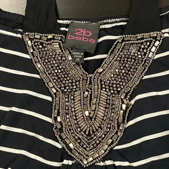 ❤️ 2/$11 Bebe Y2K Bead Embellished Halter Black White Striped Womens Top size XS - Picture 3 of 8